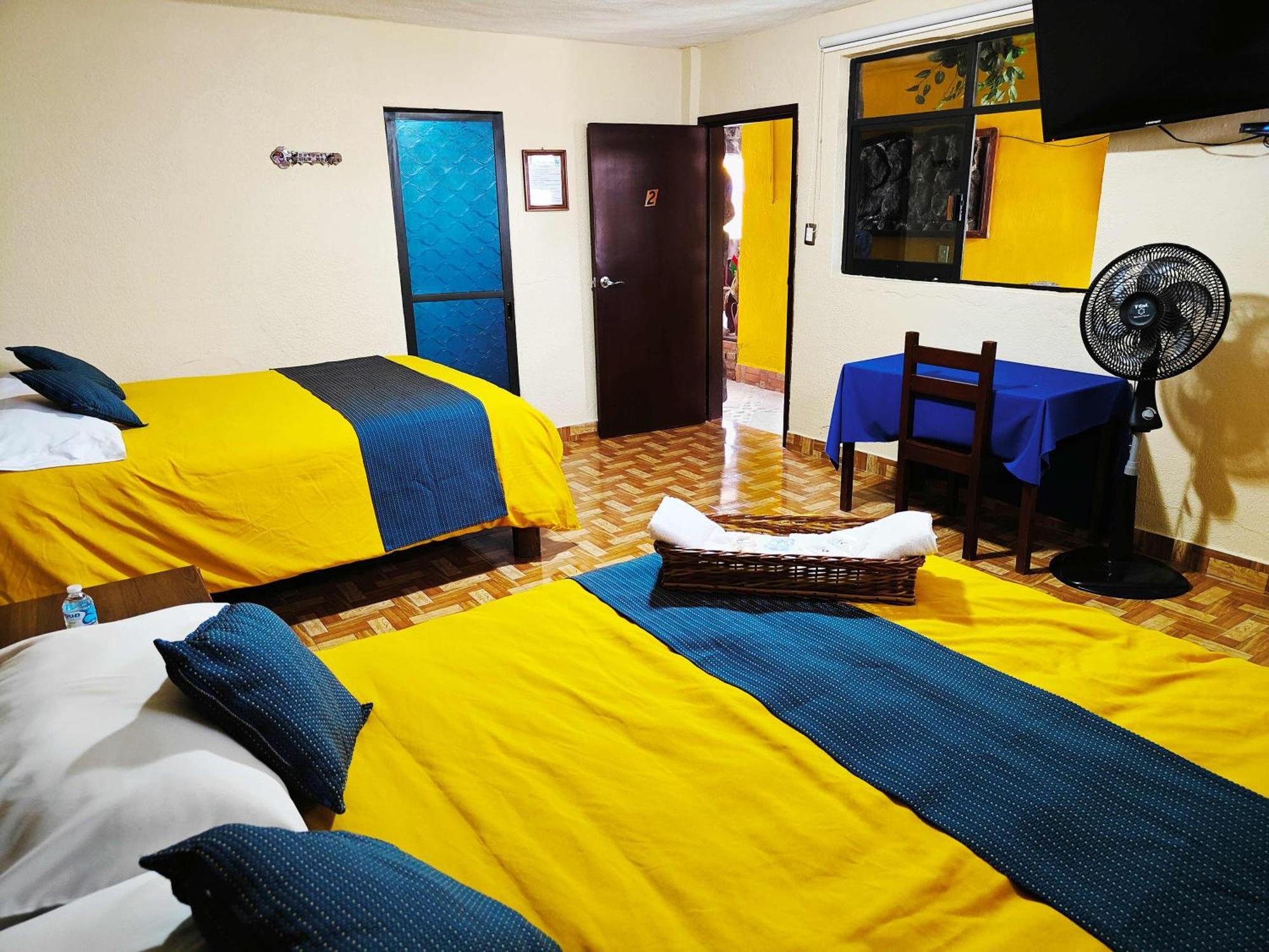 Arny Hotel